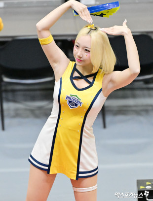 박성은 치어리더 ‘하트 선물’[엑's HD포토]