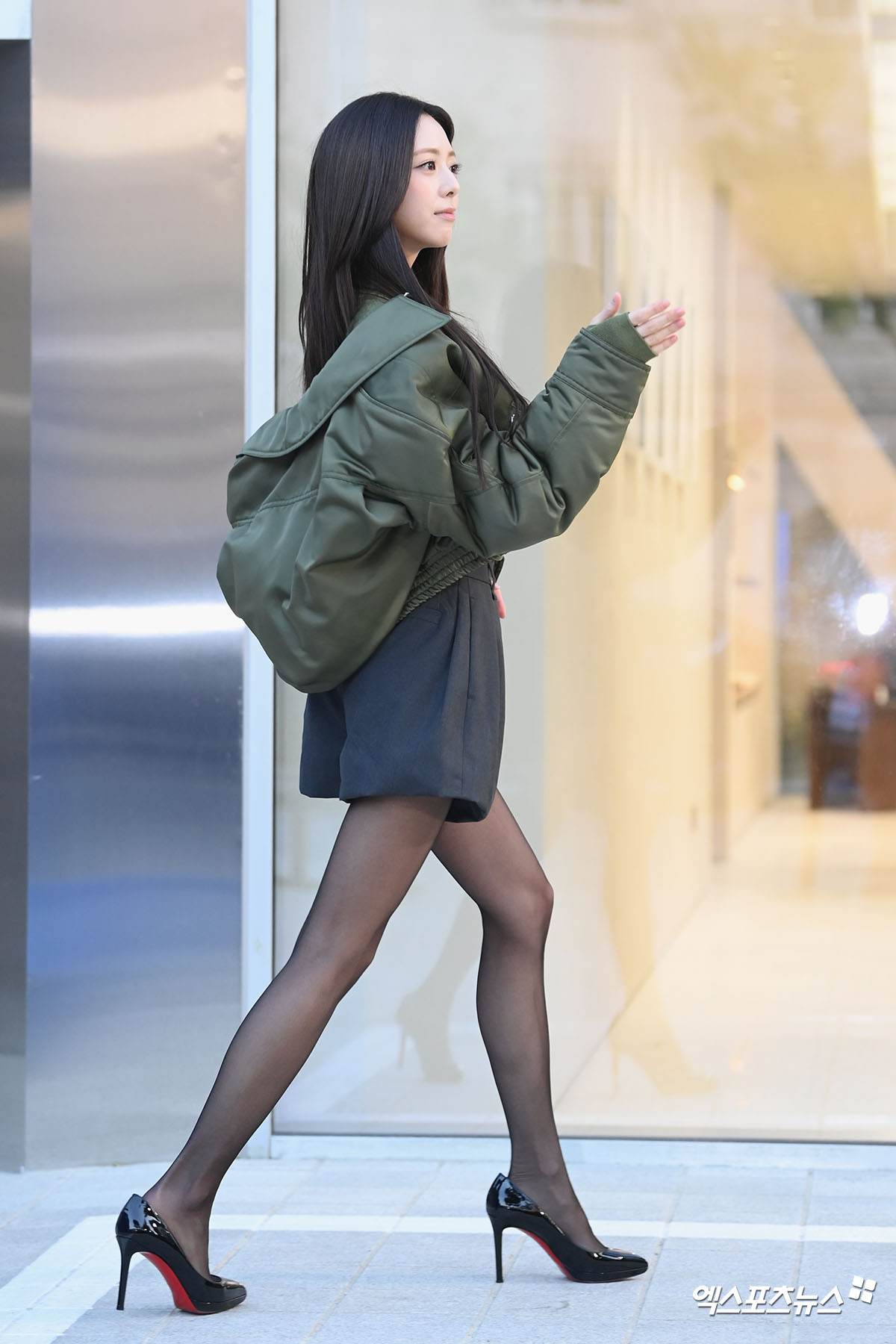 있지 유나 '얼굴 밖에 안보여'