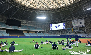 대한민국 야구 대표팀 ‘체코-일본과의 평가전 앞두고’[포토]