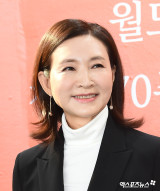 '난소암 투병' 정애리, 치료율 '50%'였다…복막염 수술했다 발견 (옥문아)