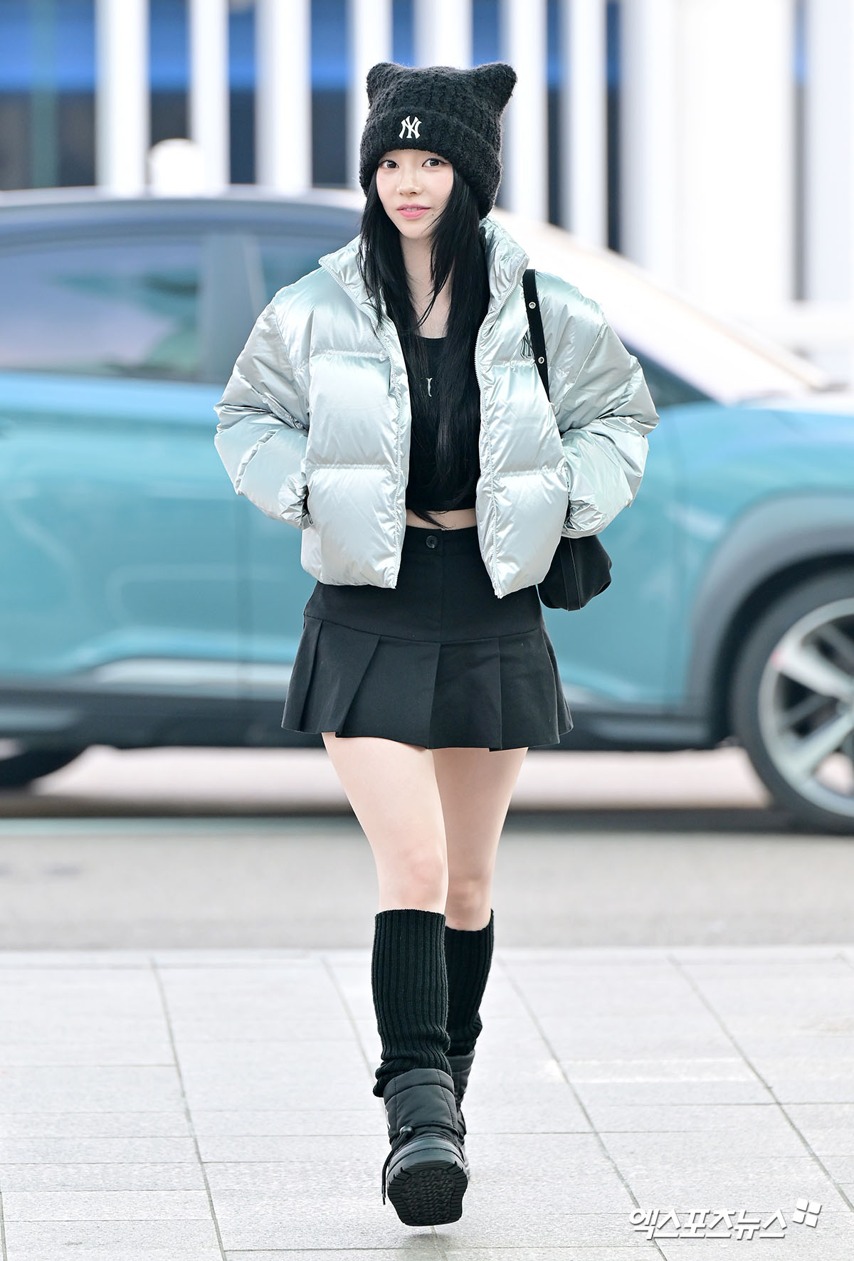 카리나가 출국하고 있다.