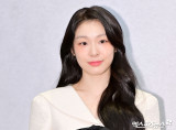 日 홀딱 반했다! "김연아, 한 폭의 그림이네", "여왕 아름다움 언제까지?"…피겨 퀸 '동안 외모'에 일본 열도 열광