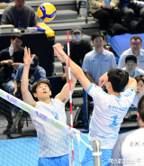 정지석에게 주장 완장 넘겨준 한선수…지금은 옆에서 지켜보려고 해요 왜? [인천 현장]