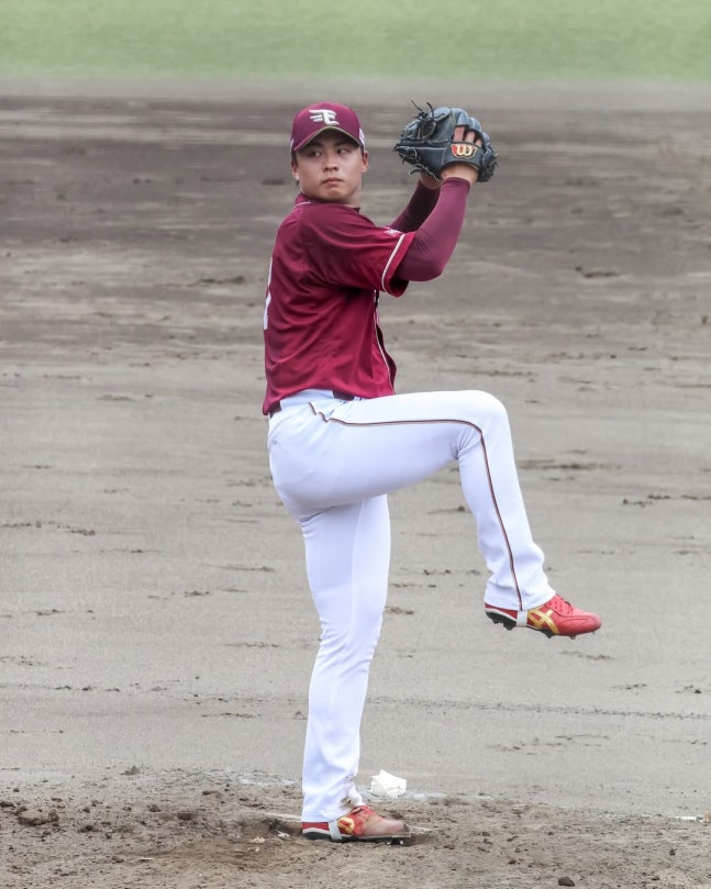 한화 이글스가 13일 구단의 1호 아시아 쿼터로 대만 출신 좌완 투수 왕옌청 입단을 발표했다. 왕옌청은 일본프로야구 라쿠텐 골든이글스 소속이며, 이번에 한화와 연봉 10만 달러(한화 약 1억 4000만원)에 계약했다. 신장 180cm, 체격 82kg의 체격 조건을 갖춘 왕옌청은 2023년 APBC 한국전 선발로 나와 조기강판되기도 했다. 사진 왕옌청 SNS