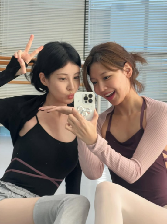 소녀시대 서현, 수영. 사진=서현 SNS