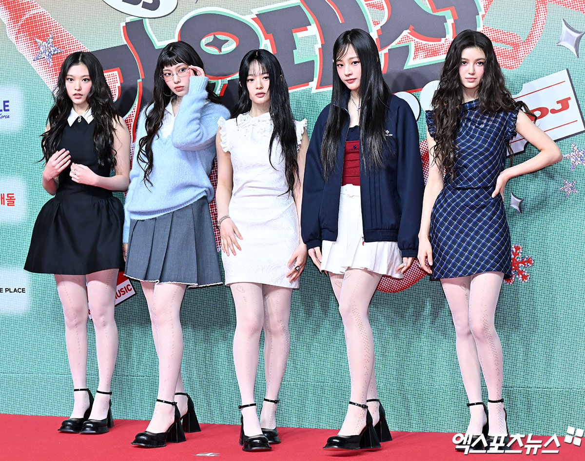 (왼쪽부터) 해린, 혜인, 하니, 민지,다니엘.