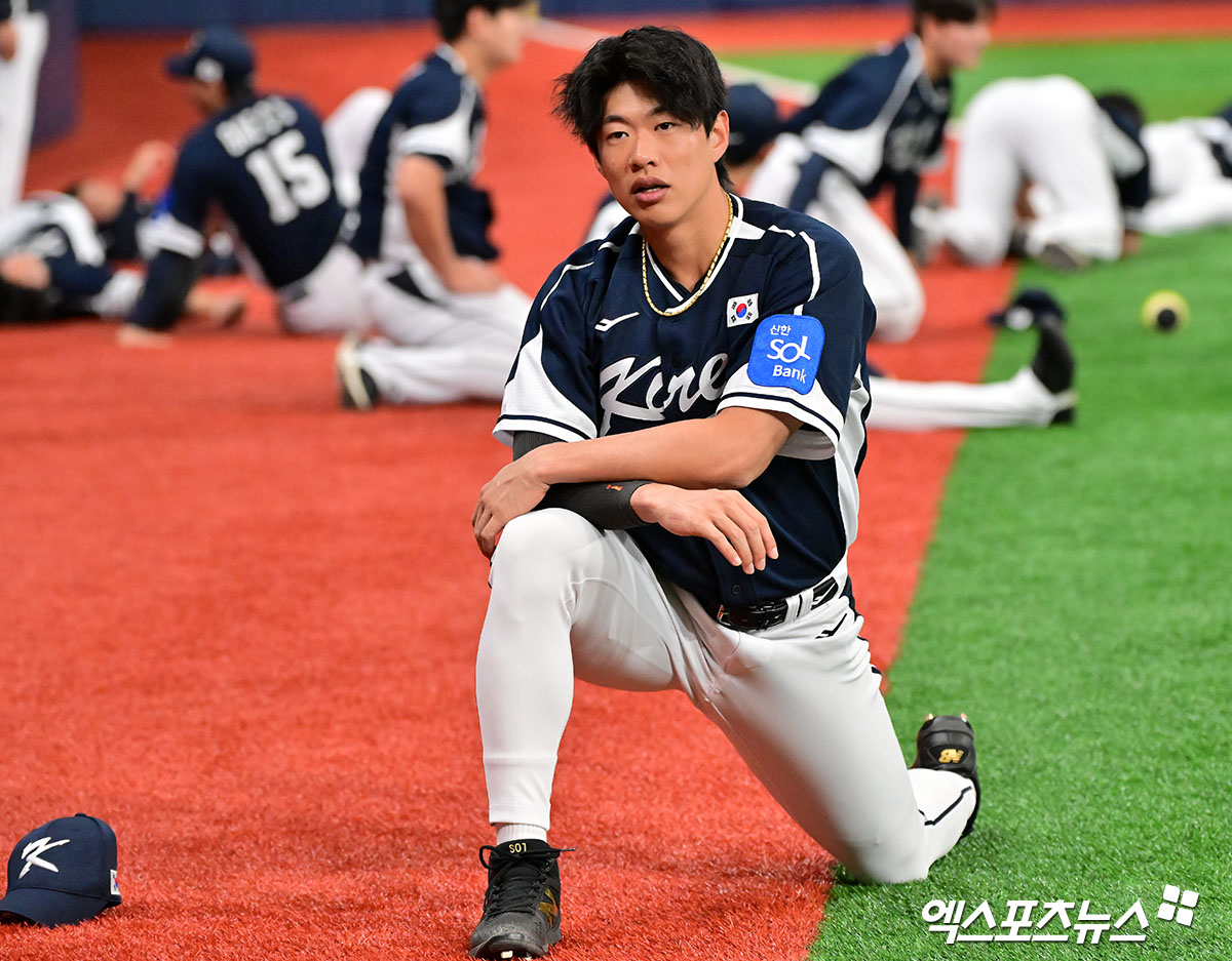 지난 5일 오후 서울 구로구 고척스카이돔에서 진행된 야구 국가대표팀 훈련에 참석한 송성문이 훈련에 임하고 있다. 엑스포츠뉴스 DB