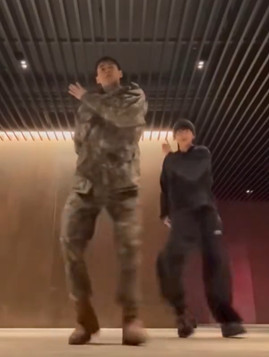 챌린지를 찍은 정국과 차은우