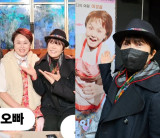 조혜련·이경실, 달걀 홍보→논란 불똥 후 만났다…공개 응원 '훈훈' [★해시태그]