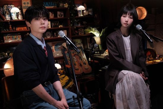 신예찬(왼쪽), 김수영(오른쪽)