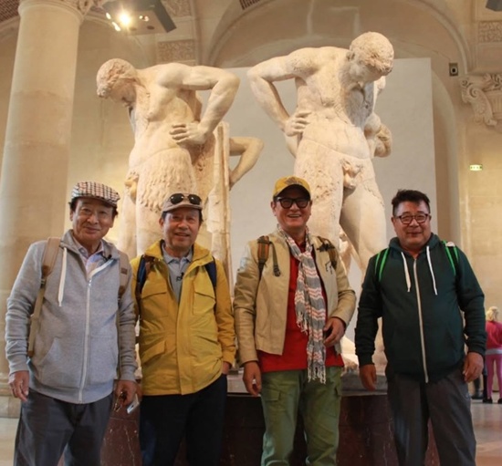 '채널십오야' SNS