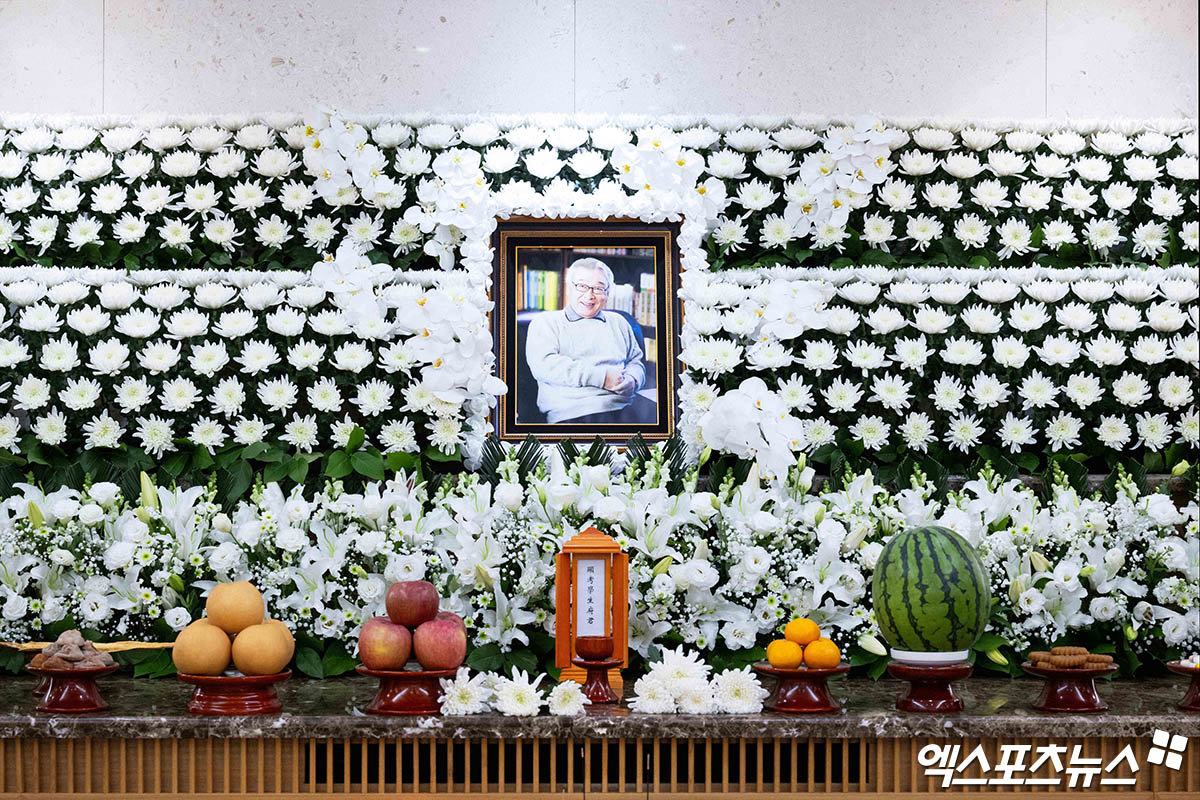 故 이순재 빈소.