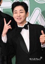 딘딘, '정신 나간 연예인들' 한마디로 터졌다…"40만원 옷 입고 욕 먹었지만" [엑's 이슈]