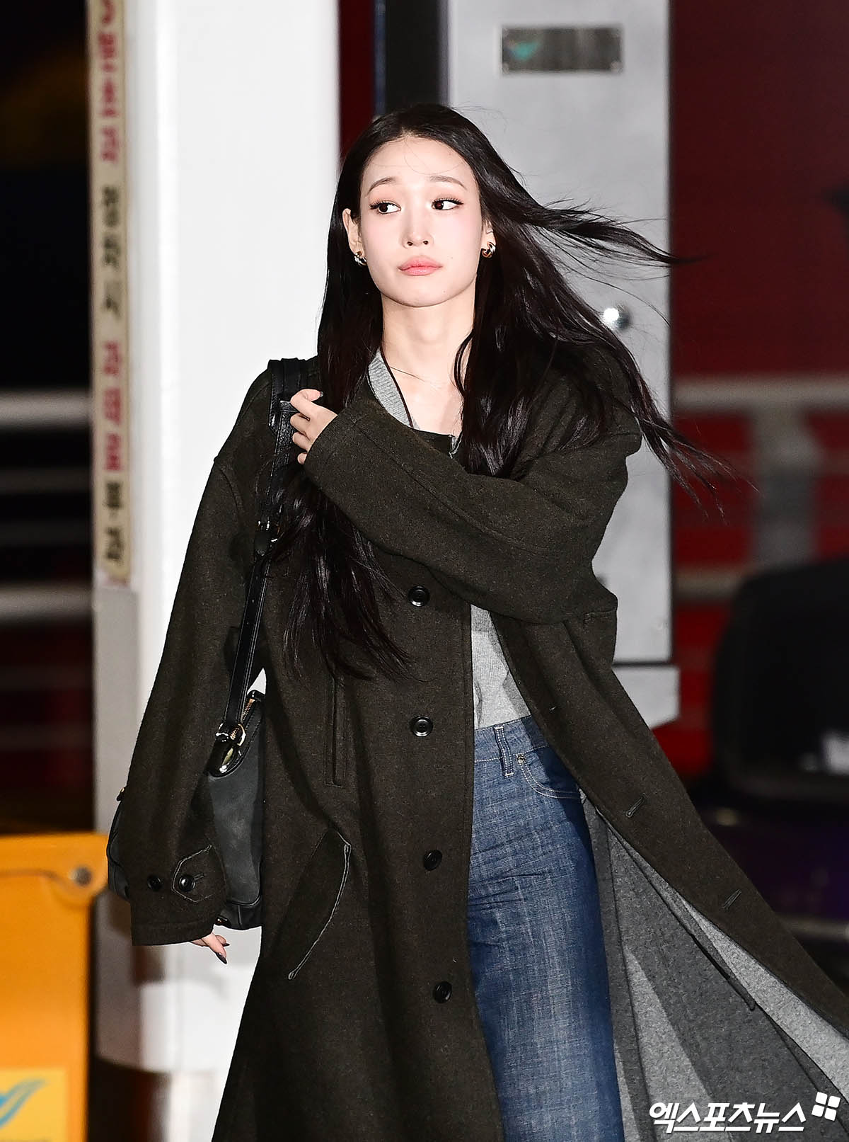 강풍에도 흔들림 없는 미모