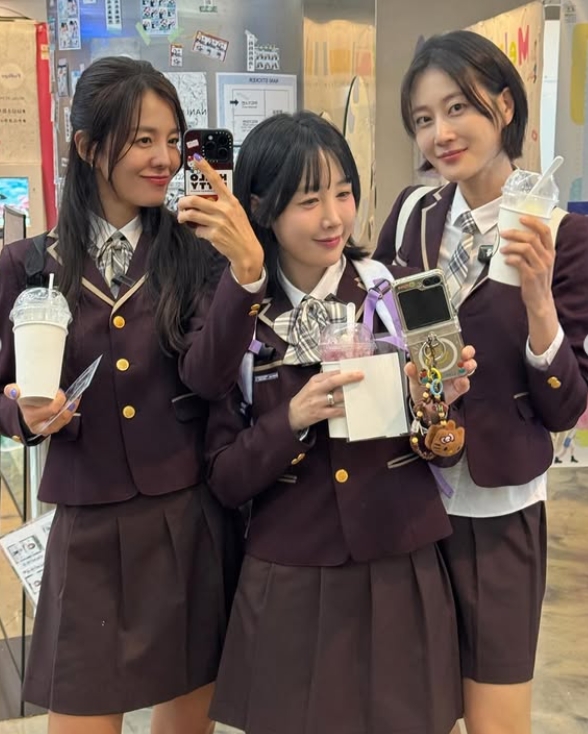 김성은, 별, 이현이