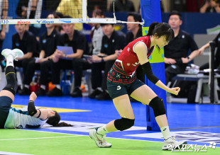 김다인 ‘이것이 블로킹의 맛’[포토]