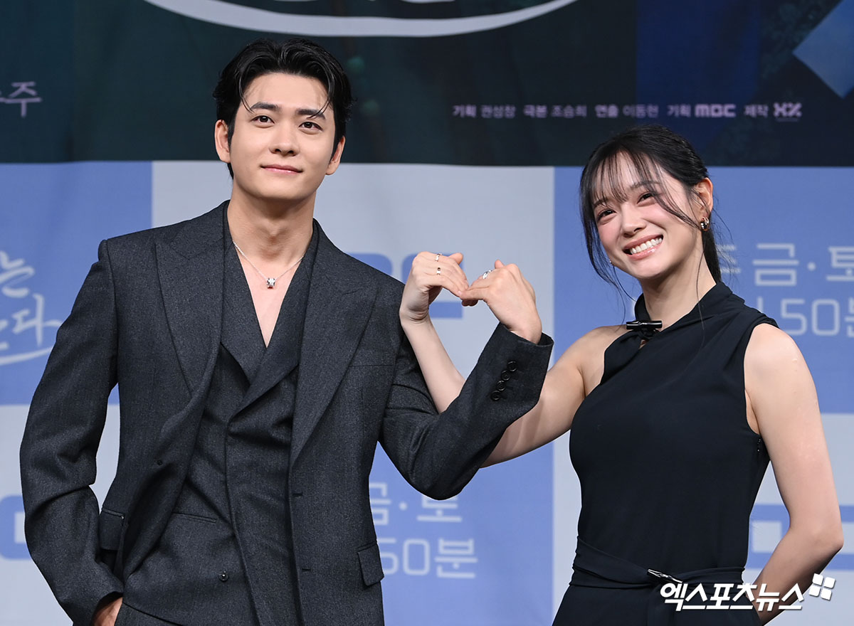 엑스포츠뉴스 DB - '이강에는 달이 흐른다' 제작발표회 현장 강태오, 김세정