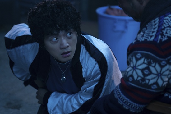 '정보원' 조복래