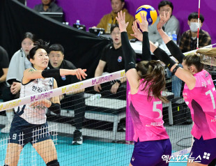 전새얀 ‘터치아웃이야’[포토]