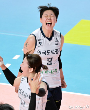 김다은 ‘짜릿한 블로킹’[포토]