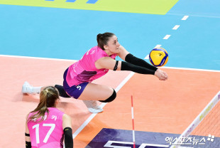 피치 ‘수비도 완벽’[포토]