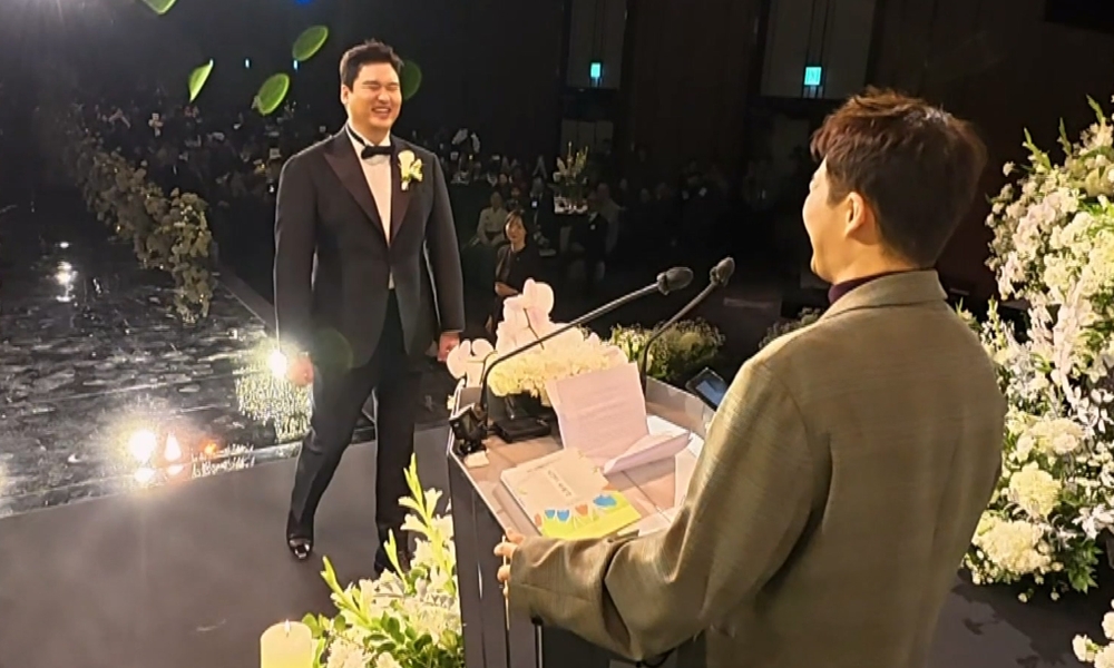 이장우, 전현무