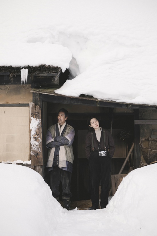 영화 '여행과 나날'