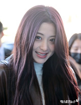 르세라핌 허윤진 '미소를 살짝 보이며'[엑's HD포토]