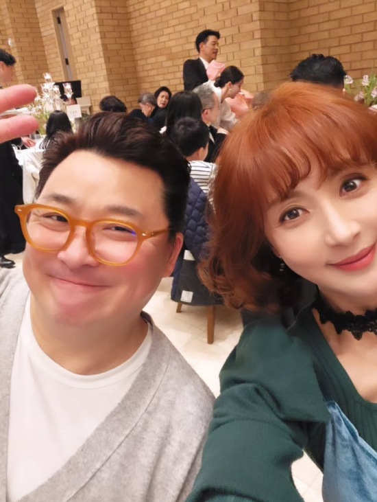 윤정수, 윤해영.