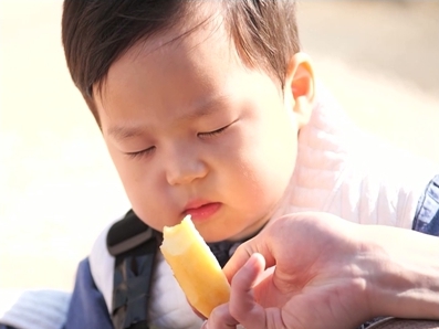 과일 감별에 나선 정우, KBS 2TV