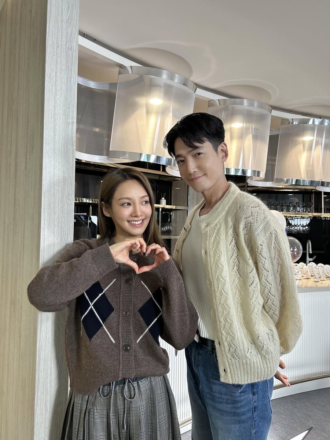 '밥사효2'에 출연한 배우 정경호.