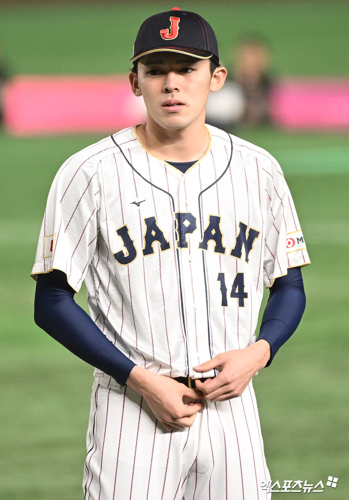 LA 다저스 투수 사사키 로키가 2026 WBC(월드베이스볼클래식)에 참가할 수 없게 됐다. 다저스는 사사키가 부상에서 회복한 지 얼마 지나지 않은 점을 고려해 WBC 출전을 허락하지 않았다. 엑스포츠뉴스 DB