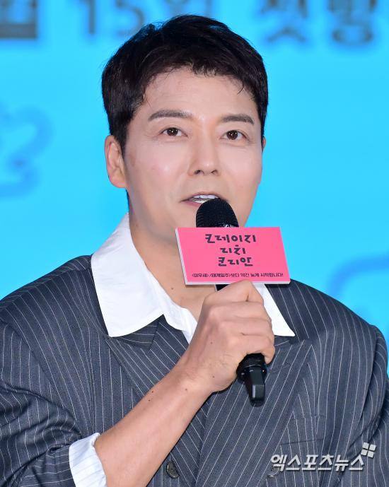 엑스포츠뉴스DB. 전현무