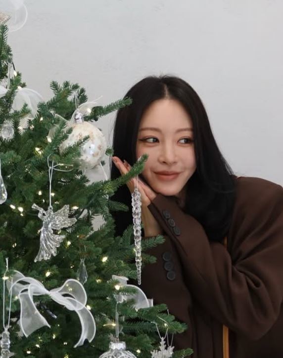 여전한 동안 미모를 자랑하는 한예슬