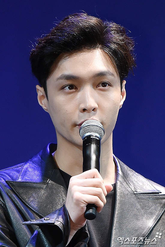 그룹 엑소 레이