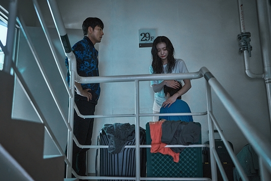 사진= 넷플릭스 '대홍수' 스틸컷