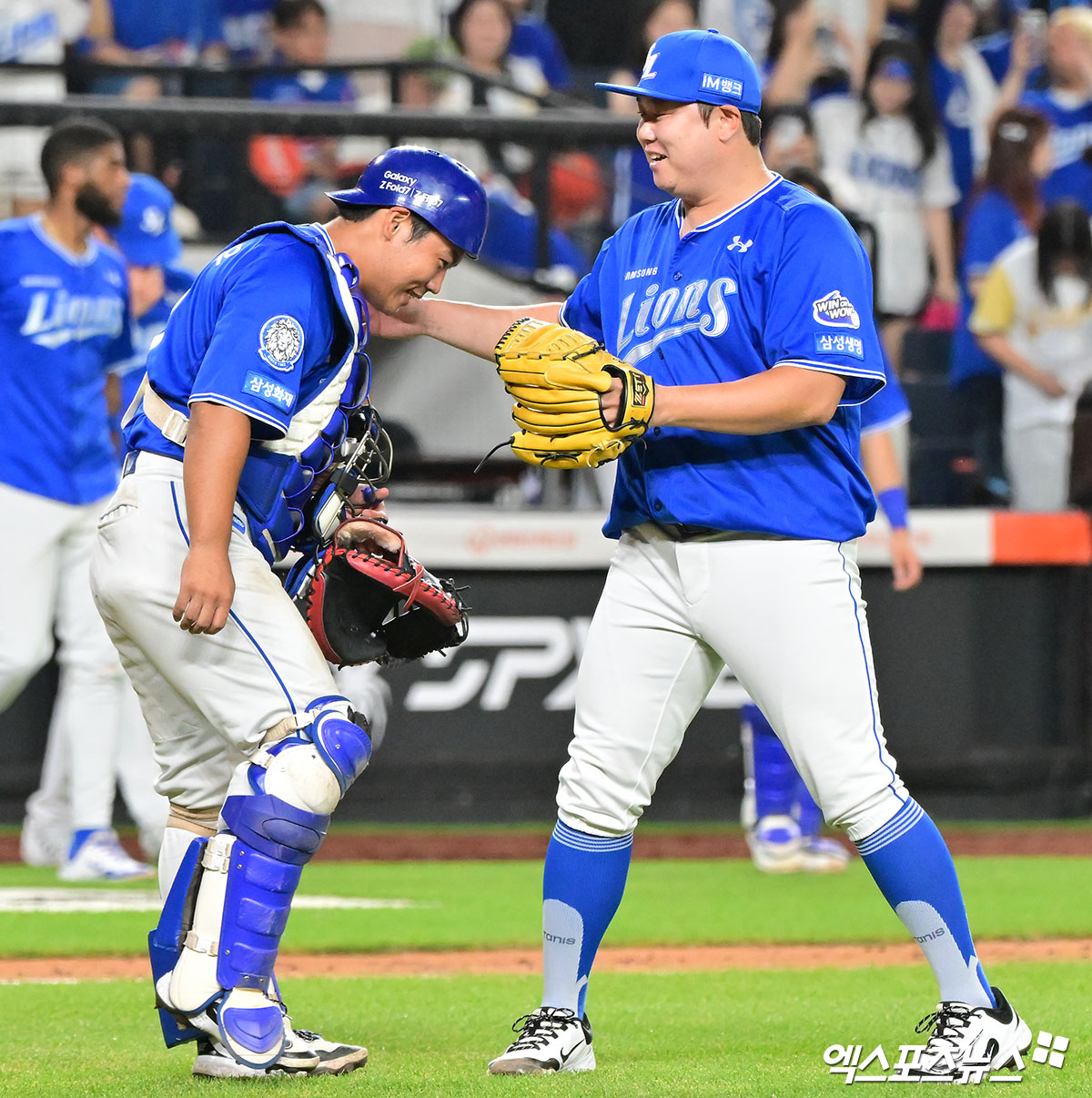 삼성 라이온즈가 18일 내부 FA 투수 이승현과 2년 최대 총액 6억원에 잔류 계약을 공식 발표했다. 이승현은 지난 2016년 삼성 이적 뒤 9시즌을 소화하면서 팀 주축 불펜 투수로 자리 잡았다. 엑스포츠뉴스 DB
