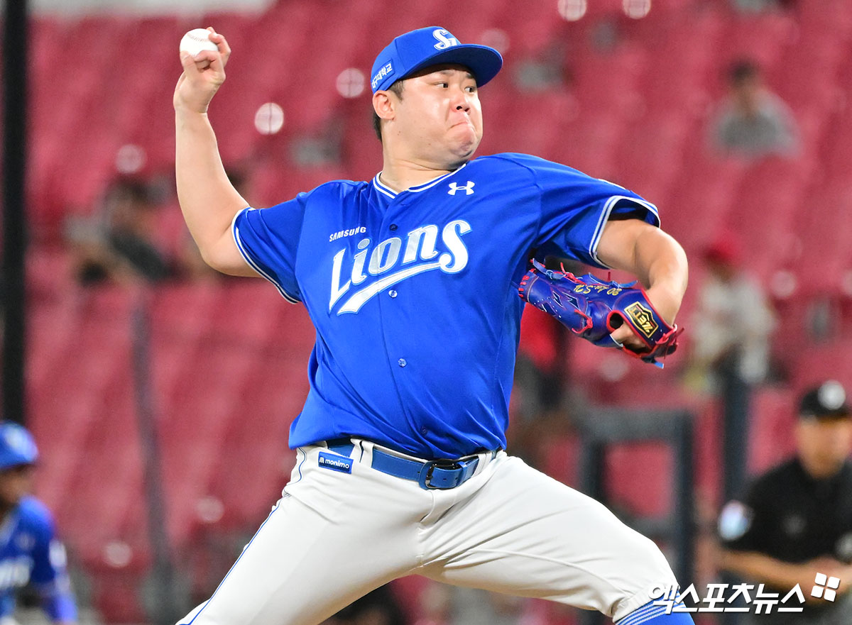 삼성 라이온즈가 18일 내부 FA 투수 이승현과 2년 최대 총액 6억원에 잔류 계약을 공식 발표했다. 이승현은 지난 2016년 삼성 이적 뒤 9시즌을 소화하면서 팀 주축 불펜 투수로 자리 잡았다. 엑스포츠뉴스 DB