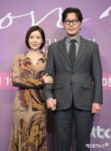 '비숲' 비극적 커플→꽁냥 멜로…유재명♥윤세아, 8년만 재회 사무치게 그리웠다 (러브 미)[종합]