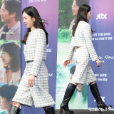 '치마인 줄' 서현진, 반전 있는 트위드 셋업 '가죽 부츠로 계절감 포인트'