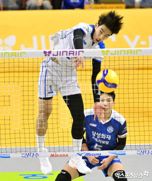 김우진 ‘아무도 없네’[포토]