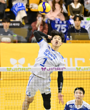 김우진 ‘무조건 득점’[포토]