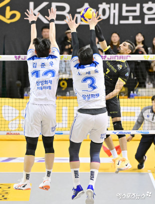 야쿱 ‘엄청난 점프력’[포토]