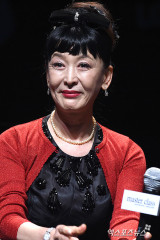 '사망 오보' 윤석화, 결국 별세…항암치료 거부 끝 영면