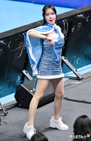 남화륜 치어리더 ‘섹시 산타걸’[엑's HD포토]