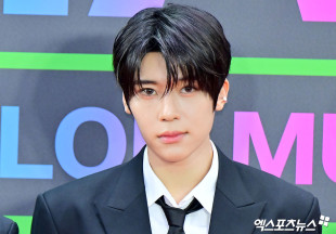 시온 ‘내 눈을 바라봐’[엑's HD포토]