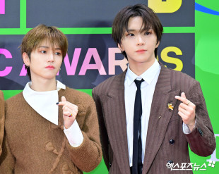 보넥도 리우-운학 ‘함께 하트’[엑's HD포토]