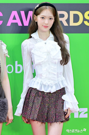 키키 수이 ‘한 손에 잡힐듯한 허리라인’[엑's HD포토]