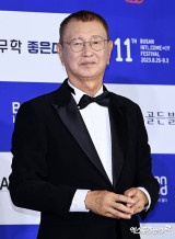 '개그콘서트', 'KBS 연예대상' 4관왕 경사 속…'공로상' 故전유성 추모 [종합]