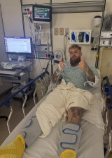 턱뼈 이중 골절+티타늄 플레이트 삽입+7일간 액체 식사…유튜버 복서 폴의 무모한 도전→앤서니 조슈아 상대 6라운드 TKO 패배